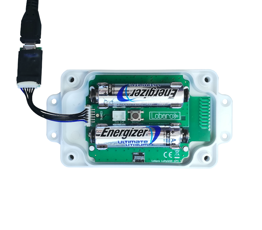 Connecting the USB config adapter to the GPS Tracker V3