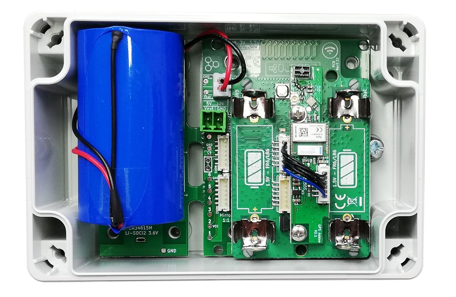 GPS / GLONASS LoRaWAN Tracker with power addon